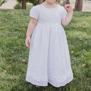 Isabel Garreton White Dress - Flower Girl